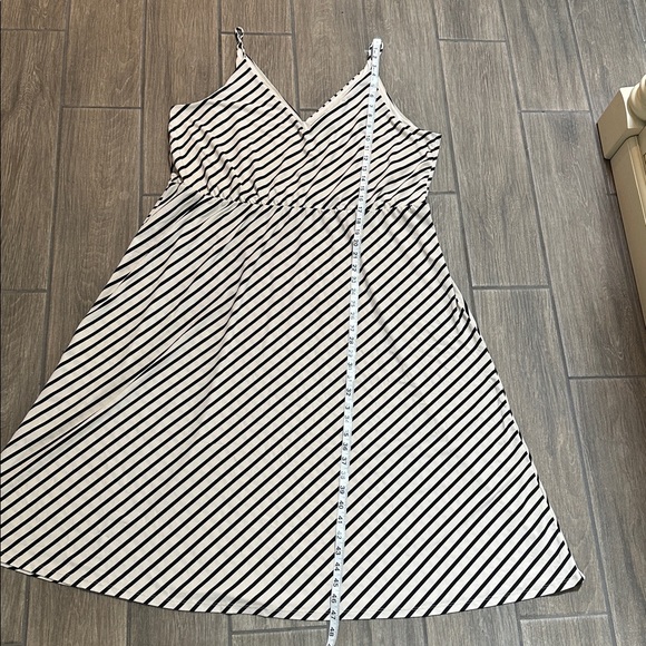H&M Black & White Striped V-Neck Spaghetti Strap Dress, Size XXL - Picture 4 of 8